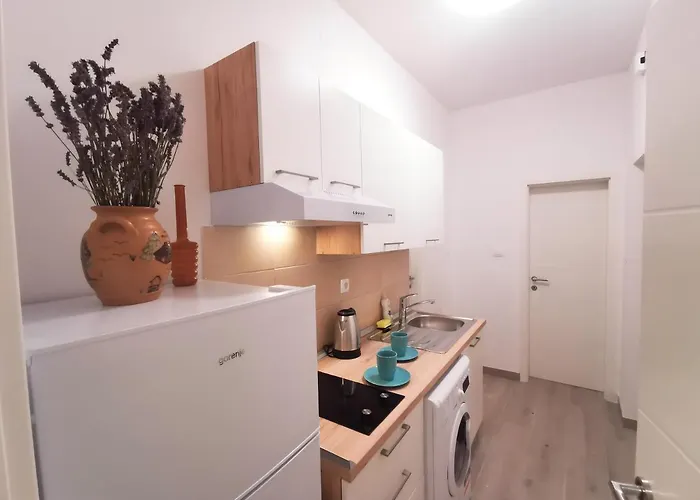 Market & Art Square Place Gasthof 4*